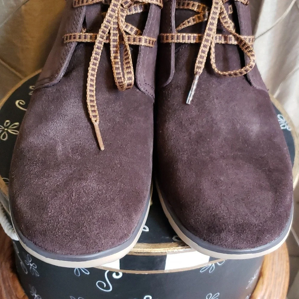 NWOT’ UGG ‘Freamon’ Men’s Suede Chukka Boot